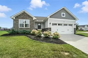 6747 Roycroft Dr, Middletown, OH 45042 - Photo 1