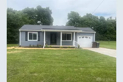 320 Janet Avenue, Franklin, OH 45005 - Photo 1