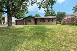 861 Kenbrook Dr, Vandalia, OH 45377 - Photo 1