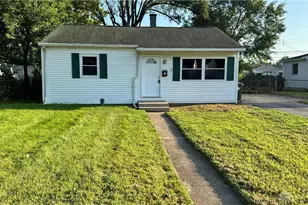 7 N Diana Ln, Fairborn, OH 45324 - Photo 1