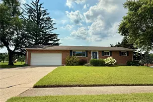 803 S Linden Ave, Miamisburg, OH 45342 - Photo 1