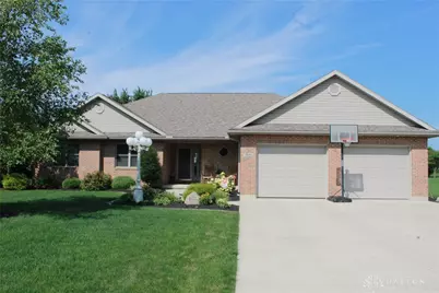 4640 Sierra Drive, Celina, OH 45822 - Photo 1