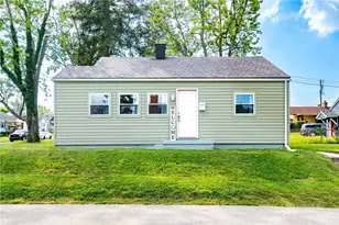 2425 Lynhurst Ave, Dayton, OH 45420 - Photo 1