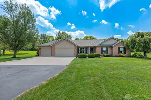 4161 Laura Marie Dr, Waynesville, OH 45068 - Photo 1