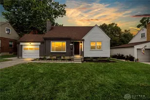 425 Early Dr, Miamisburg, OH 45342 - Photo 1