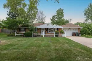 2251 Delvue Dr, Miami Township, OH 45459 - Photo 1