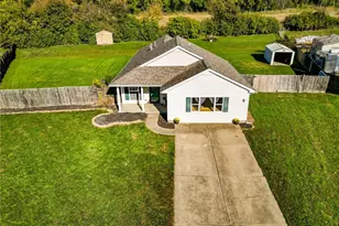 7331 Pinewood Dr, Franklin, OH 45005 - Photo 1