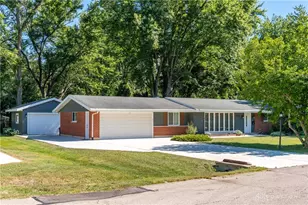 4128 Eckworth Dr, Bellbrook, OH 45305 - Photo 1