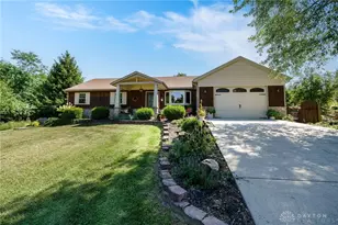 1922 Rebecca Ridge, Hamilton, OH 45013 - Photo 1