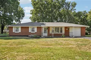 2983 Valleyview Dr, Fairborn, OH 45324 - Photo 1