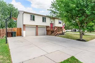 9850 Aylesworth Ln, Miamisburg, OH 45342 - Photo 1