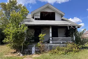 153 N Garland Ave, Dayton, OH 45403 - Photo 1