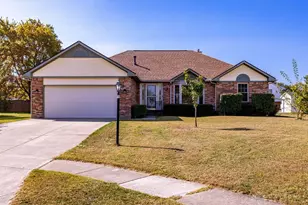 250 Winter Creek Ct, Englewood, OH 45322 - Photo 1