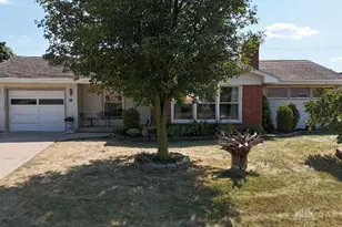 28 Warner Dr, Tipp City, OH 45371 - Photo 1