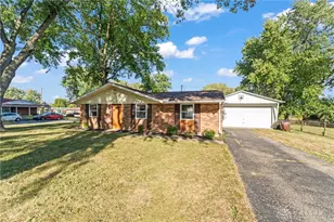 110 McCraw Dr, Englewood, OH 45322 - Photo 1
