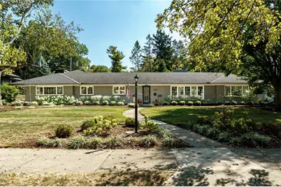 334 E Schantz Avenue, Oakwood, OH 45409 - Photo 1