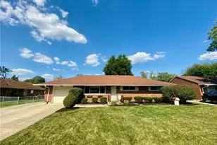 1773 Hillwood Dr, Dayton, OH 45439 - Photo 1