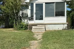 1031 W Dorothy Ln, Dayton, OH 45409 - Photo 1