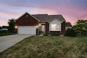 914 Providence Ct, Trenton, OH 45067 - Photo 1