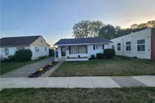 1124 Race Dr, Troy, OH 45373 - Photo 1