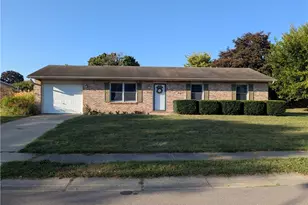 813 Cypress Ln, Eaton, OH 45320 - Photo 1