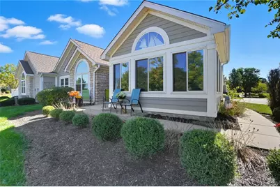 4620 Cobblestone Drive, Tipp City, OH 45371 - Photo 1