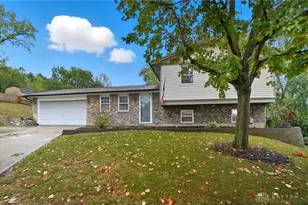 838 Maid Marion Ct, Miamisburg, OH 45342 - Photo 1
