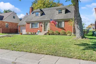 235 S 7th St, Miamisburg, OH 45342 - Photo 1