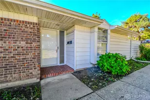 5637 Troy Villa Blvd, Huber Heights, OH 45424 - Photo 1