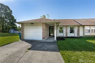 8282 Briar Ridge Ct, Dayton, OH 45424 - Photo 1