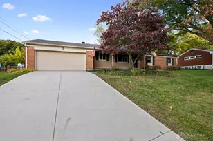 617 Laurelann Dr, Dayton, OH 45429 - Photo 1