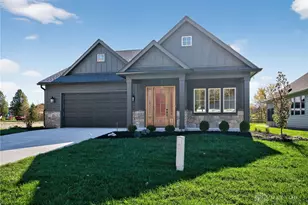 820 Hidden Branches Dr, Centerville, OH 45458 - Photo 1