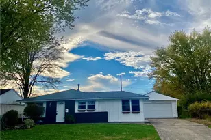 419 E Carpenter Dr, New Carlisle, OH 45344 - Photo 1