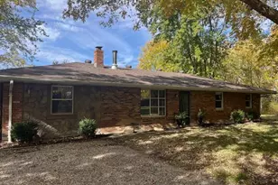 177 Sample Rd, West Alexandria, OH 45381 - Photo 1