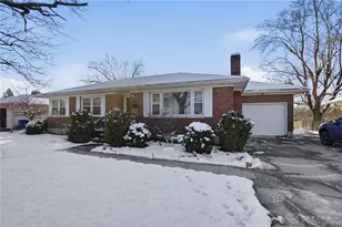 417 W Westbrook Rd, Brookville, OH 45309 - Photo 1