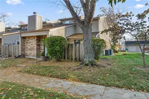 460 Jamestown Cir, Dayton, OH 45458 - Photo 1