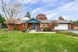 135 Floral Acres Dr, Tipp City, OH 45371 - Photo 1