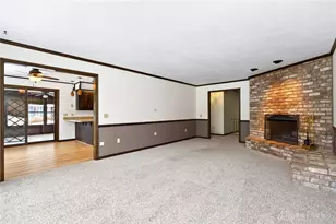 256 E Rahn Rd, Dayton, OH 45429 - Photo 18