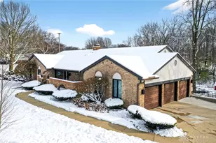 256 E Rahn Rd, Dayton, OH 45429 - Photo 1