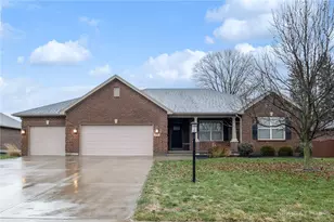 110 Eagle Ridge Dr, Carlisle, OH 45005 - Photo 1