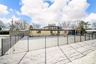 170 Ashford Dr, Dayton, OH 45459 - Photo 1