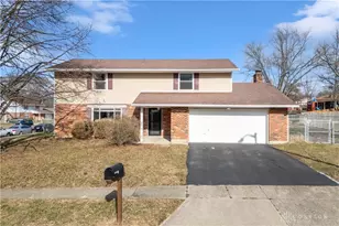 4901 Wakeview Ct, Dayton, OH 45424 - Photo 1