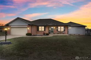 120 Cousins, Franklin, OH 45005 - Photo 1