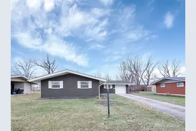 709 N Eppington Drive, Dayton, OH 45426 - Photo 1