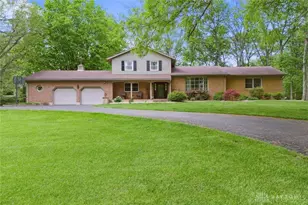 106 Newkirk Dr, Hillsboro, OH 45133 - Photo 1