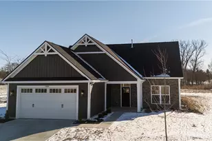 1509 Kingsgate Rd, Springfield, OH 45502 - Photo 1