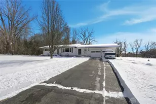 6642 Renfield Dr, Dayton, OH 45424 - Photo 1