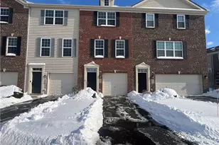 9596 Tahoe Dr, Centerville, OH 45458 - Photo 1