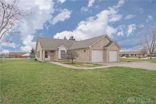 865 Windfield Way, Waynesville, OH 45068 - Photo 1