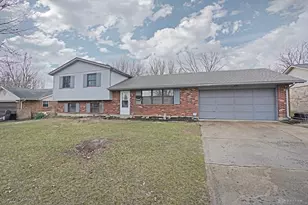 645 Preston Dr, Waynesville, OH 45068 - Photo 1